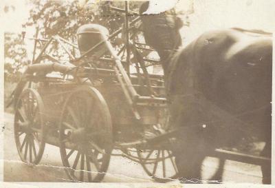 The town’s first fire “truck” was a horse drawn water tank purchased around the turn of the century. COURTESY MATTAPOISETT FIRE DEPARTMENT