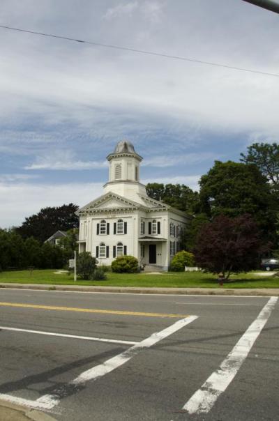 In 1871, the building was again a center of learning as the Barstow School, a high school for Mattapoisett. The building became the Grange Hall in 1915, and is now an apartment building. BY GEORGIA SPARLING