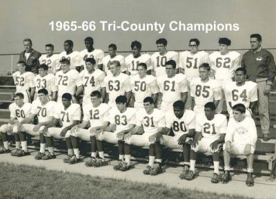 The 1965-66 undefeated Old Rochester football team. Clifton Lopes Sr. is fourth from left in the back row. Craig Sherman is fourth from right in the middle row. Source: Old Rochester Hall of Fame