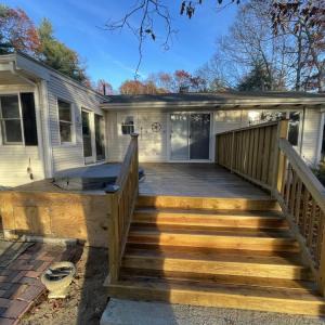 Stained Deck, deck painting, deck protection, Deck Painter MA, Wareham Painter MA