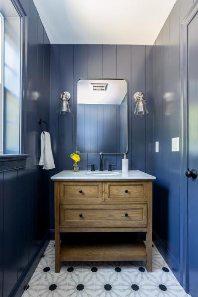 powder room