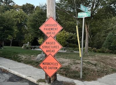 Construction signs on Main Street and Spring Street in Marion.