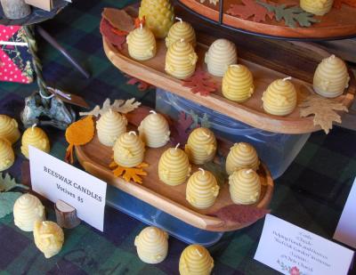 The Red Oak Garden table has honeycomb candles for sale.