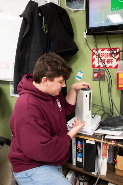 Moskos and the repaired Xbox. 