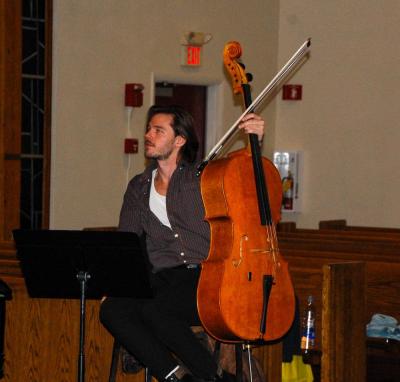 A celloist and organist will join the ranks of the singers for this special concert. 