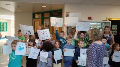 Sippican School students greet the graduating seniors. 