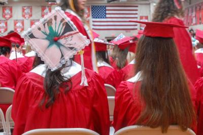 Some grads decorated their caps. 