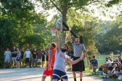 Taylor Carlson shoots the ball. 