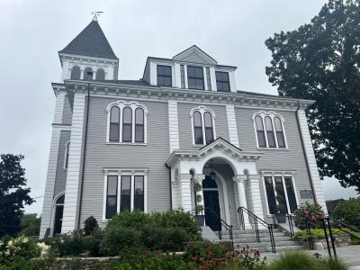 Marion's Town House re-opened after extensive renovations Monday, Aug. 3. Photos by Grace Roche