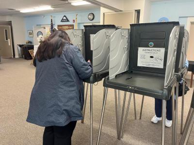 Voters chose their preferred nominees for their party in the primaries. 