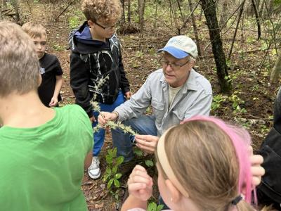 The children identified trees and their approximate age.