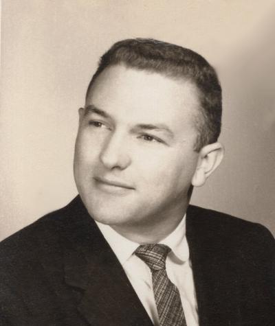 Jack W. McGraw Sr, 90