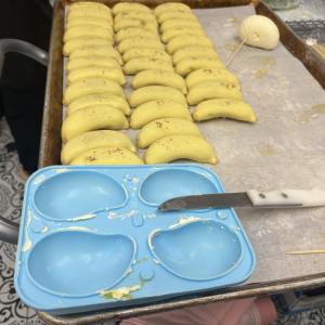Each fruit is shaped by a mold. 