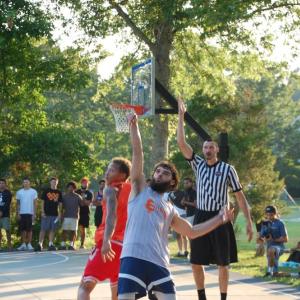 Taylor Carlson shoots the ball. 